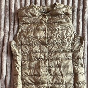 Women's Uniqlo Lightweight gold Puffer Vest